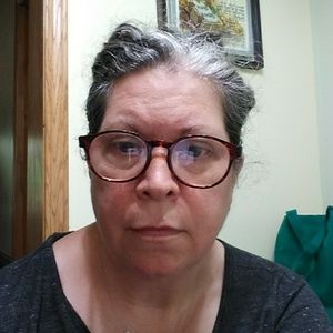 Meet your Posher, Linda